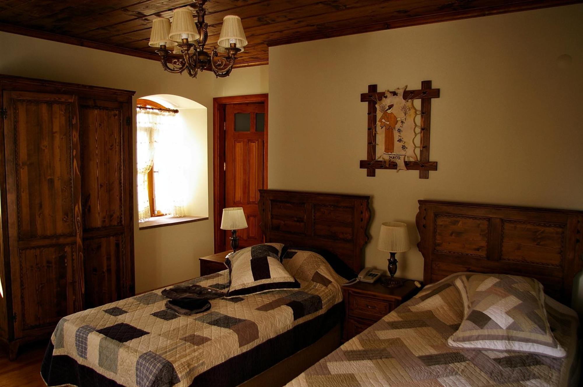 Hera Hotel Бергама Екстериор снимка