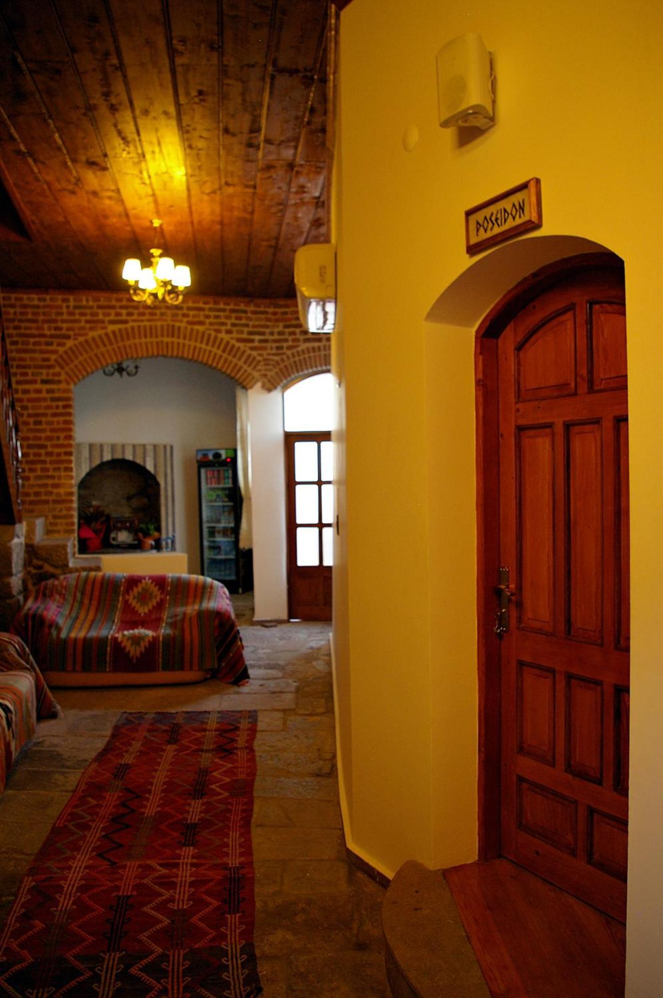 Hera Hotel Бергама Екстериор снимка