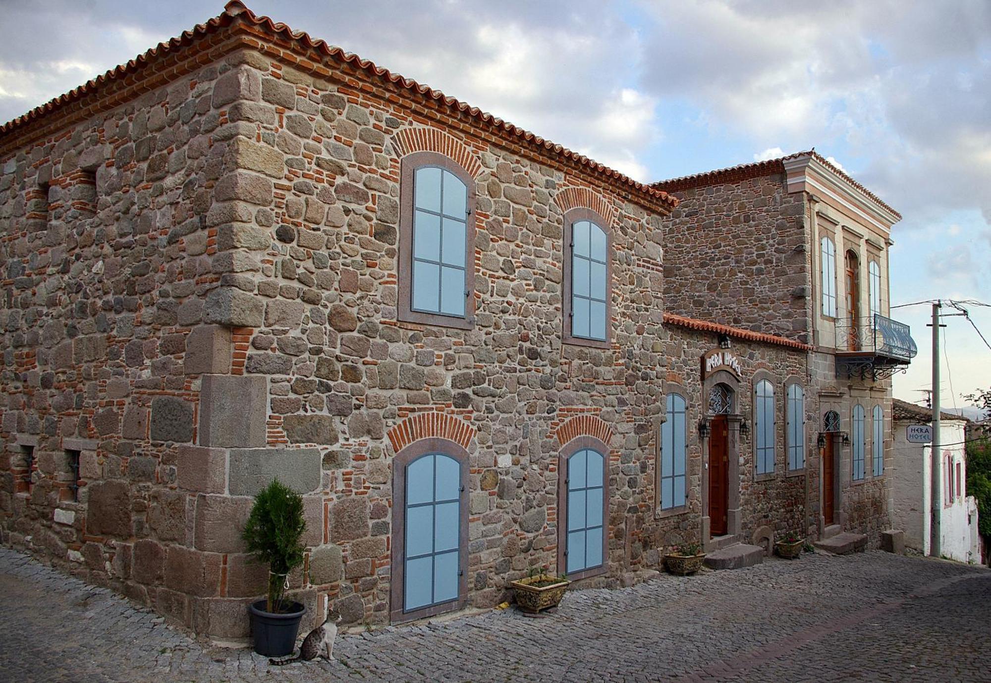 Hera Hotel Бергама Екстериор снимка