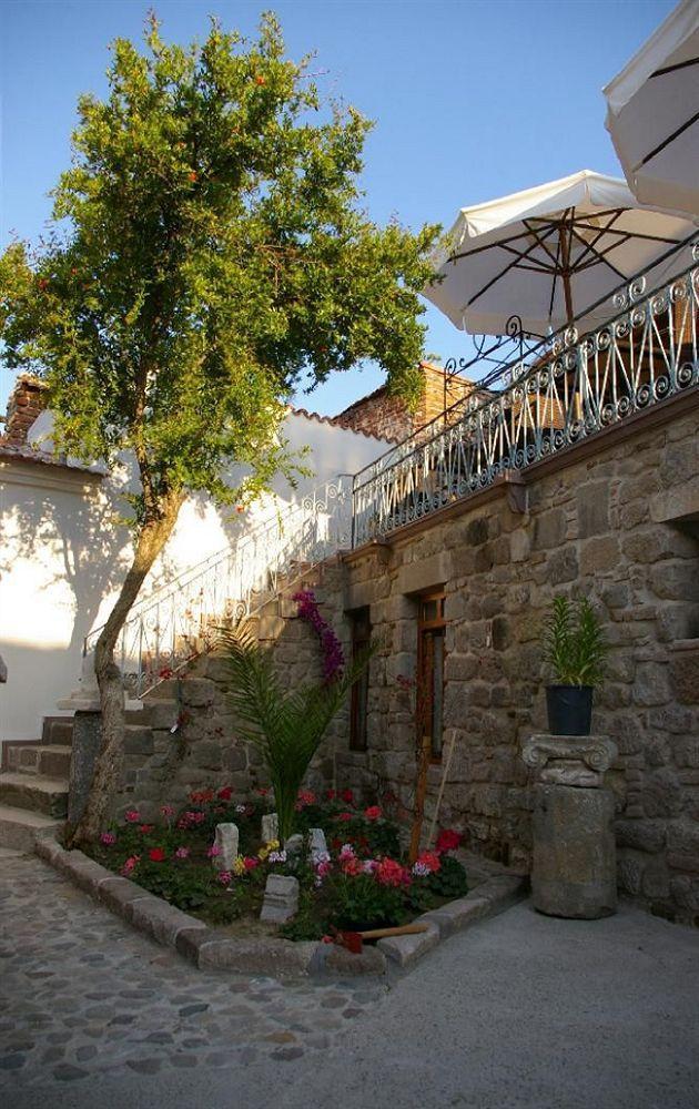 Hera Hotel Бергама Екстериор снимка
