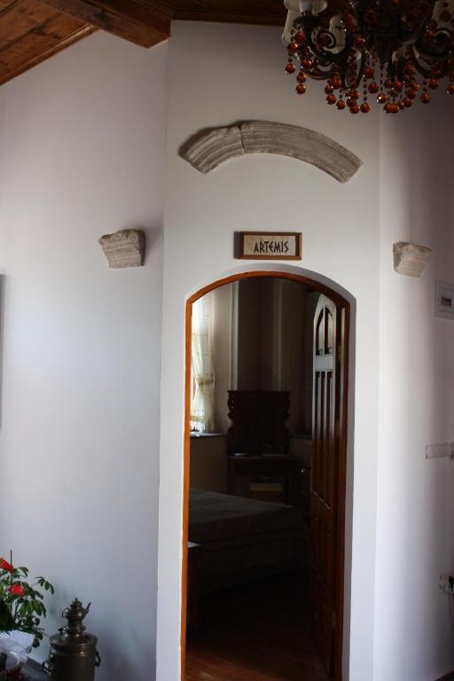 Hera Hotel Бергама Стая снимка
